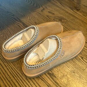 Ugg Men’s Tasman Slippers